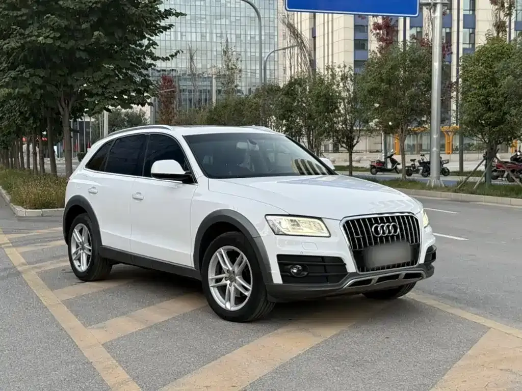 Audi Q5 Collector's Edition 40 TFSI Technology 2019 — фото 5
