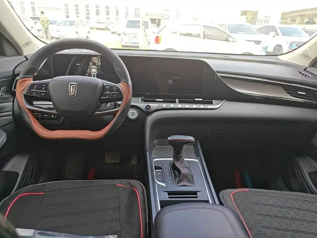 Besturn Bestune T55 1.5T Auto Flying Leap 2023 — фото 5