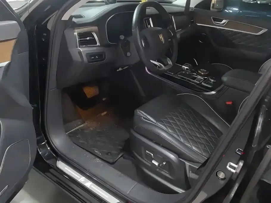 Hongqi HS7 3.0T Automatic AWD Smart Connect Qi Chang Edition 2021 — фото 9