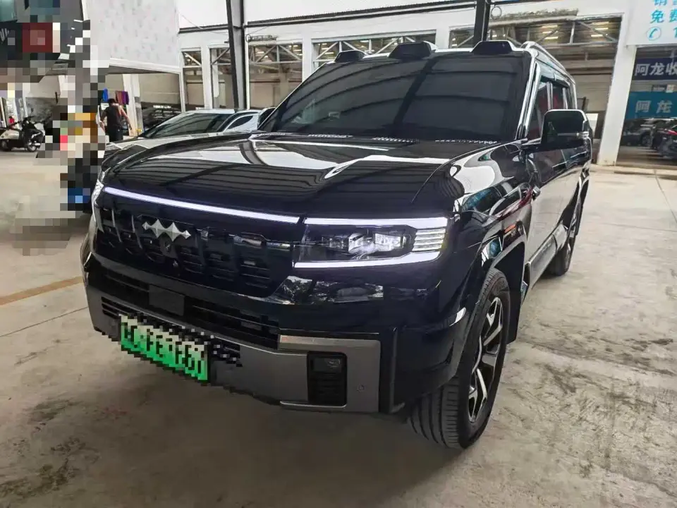 Fangchengbao Leopard 8 Zhiyong Flagship 7-Seater 2024