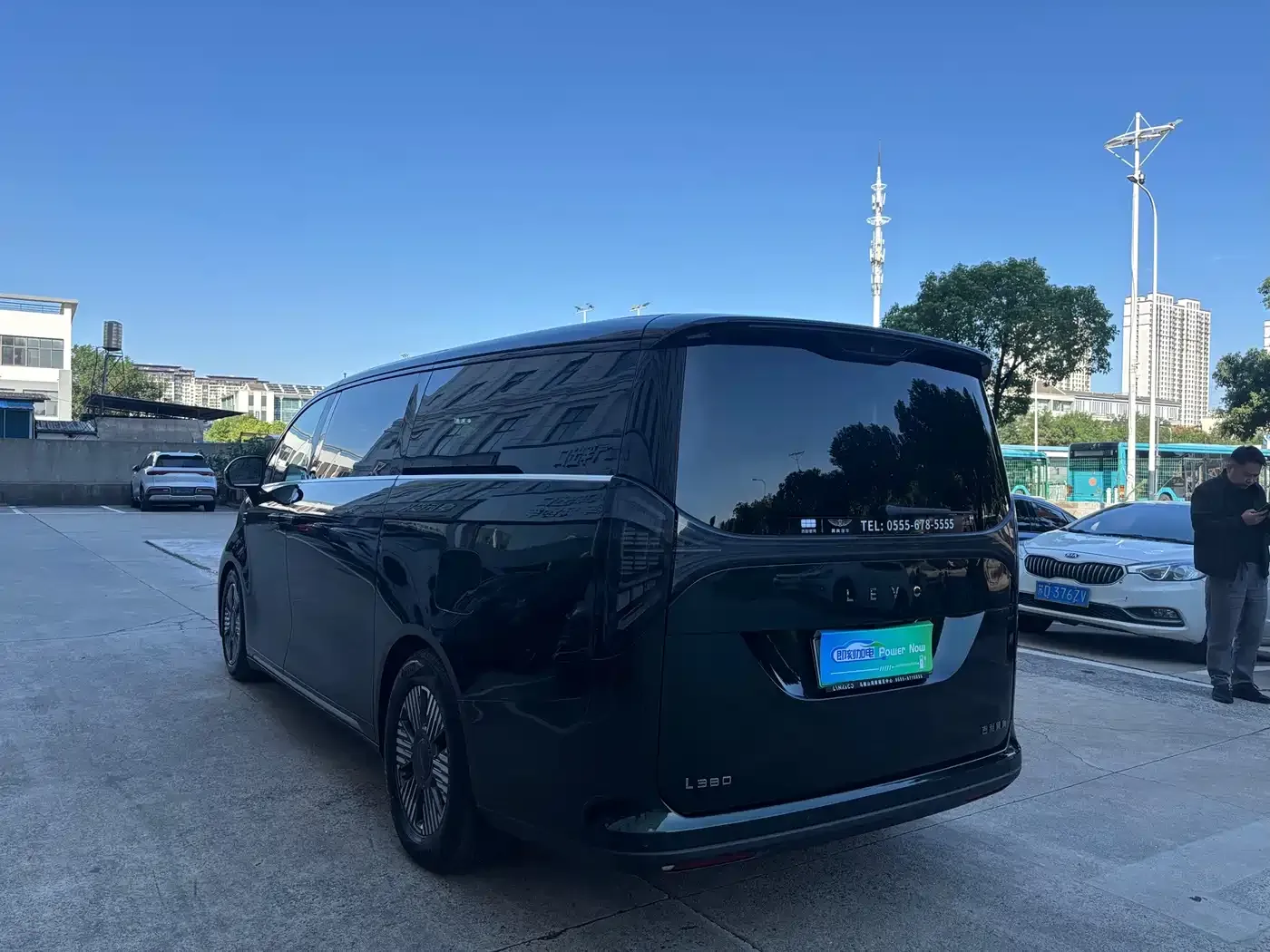 Geely Galaxy Yizhen L380 140kWh 6-Seater AWD Ultra 2024 — фото 11