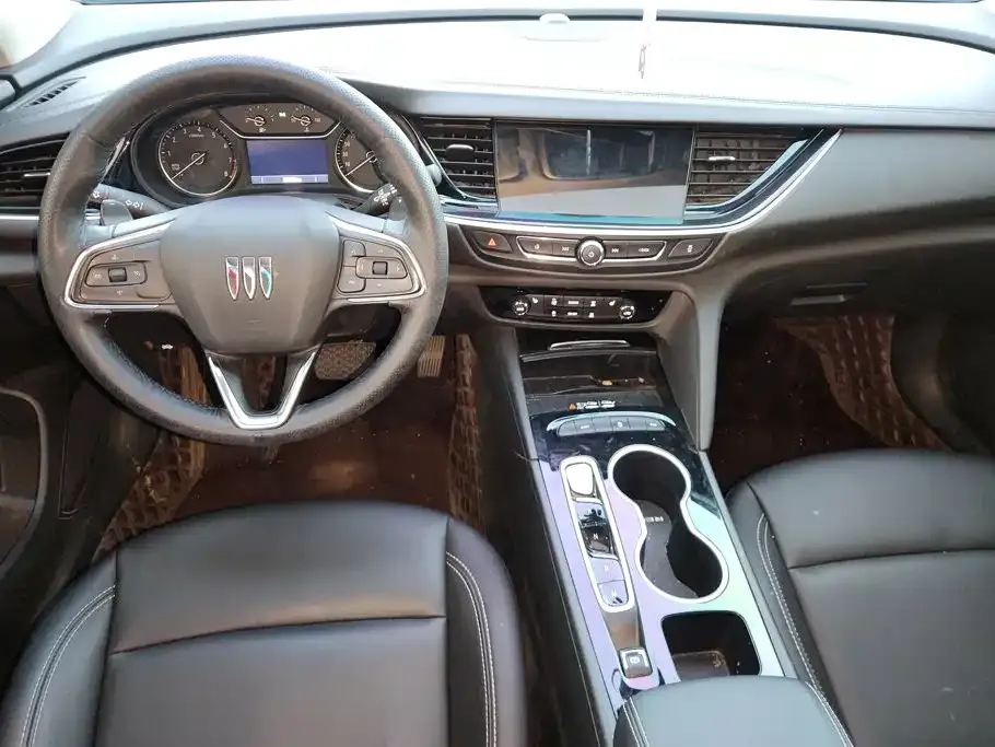 Buick Regal 25T Ultra Comfort Edition 2024 — фото 12