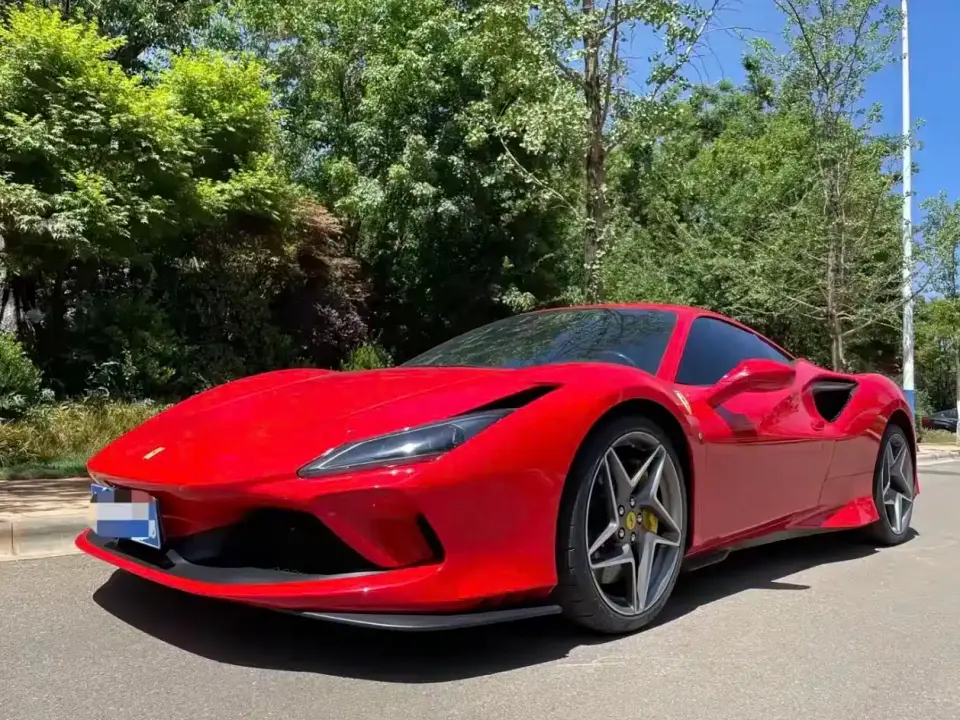 Ferrari F8 Tributo 3.9T V8 2021