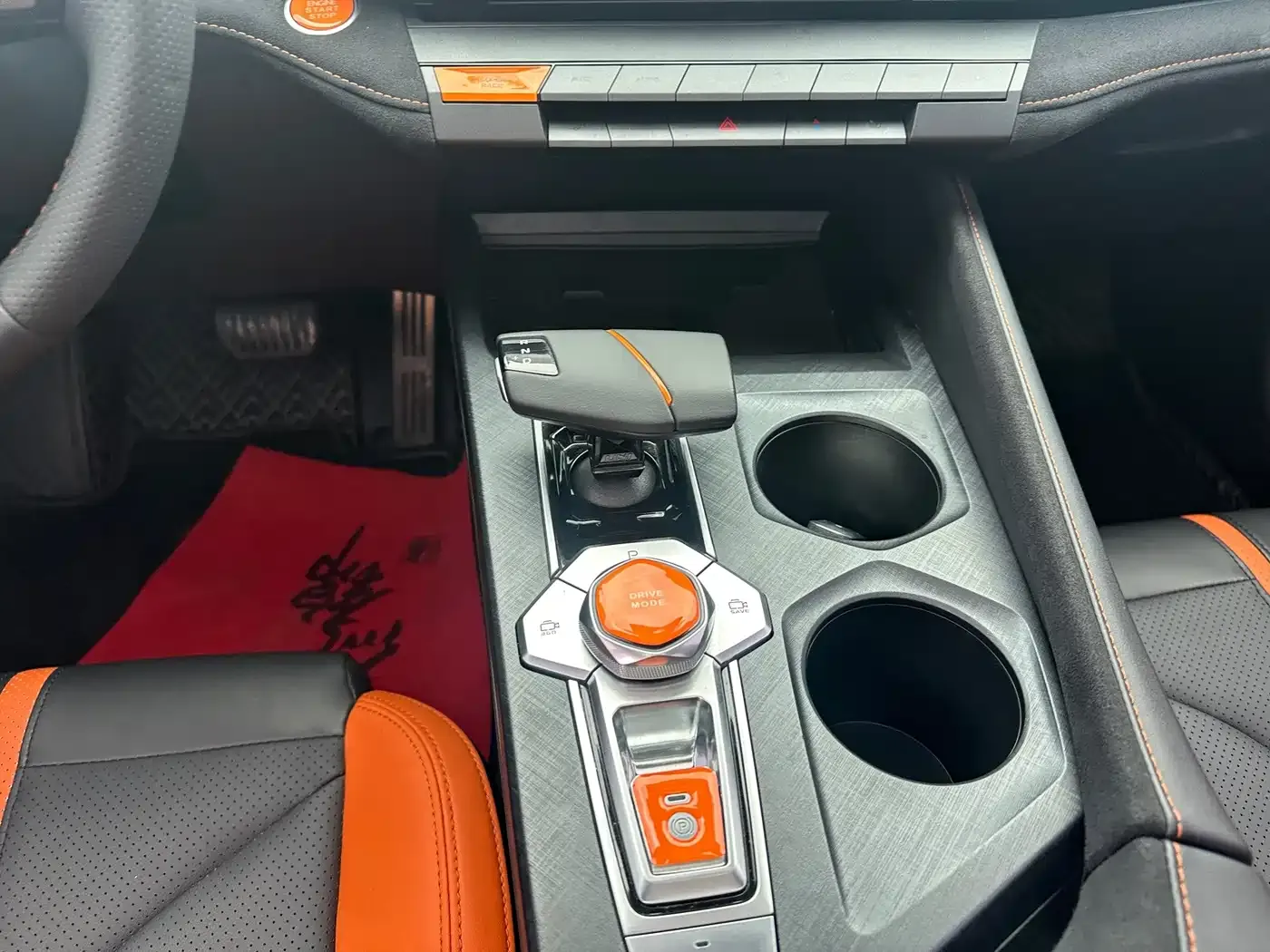 Changan UNI-V 1.5T Deluxe Sport 2025 — фото 12