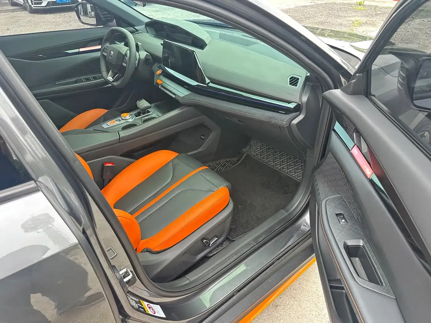 Changan UNI-V 1.5T Deluxe Sport 2025 — фото 13