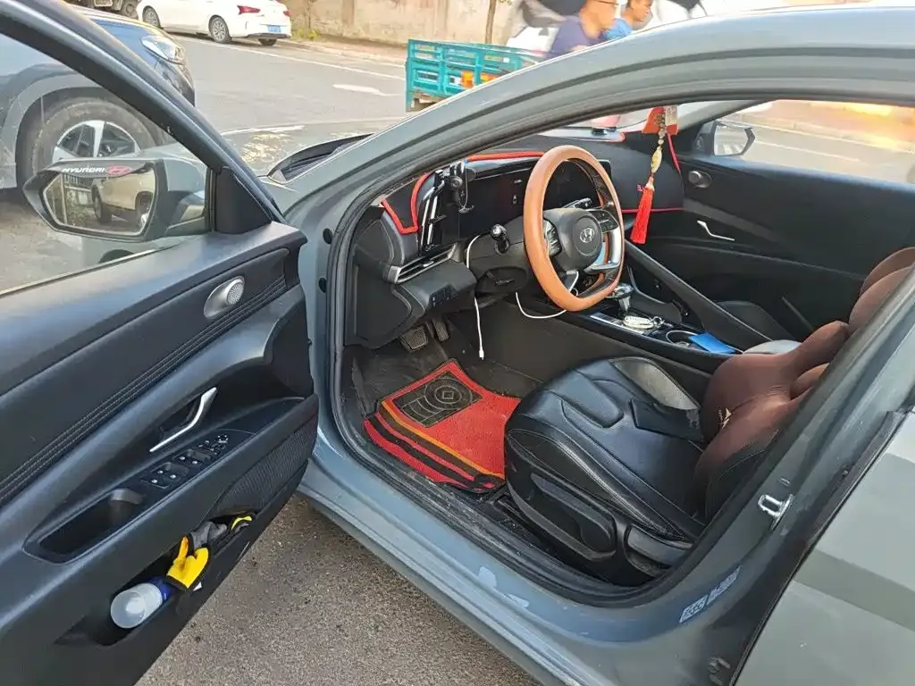 Hyundai Elantra 1.5L CVT GLX Elite Edition 2021 — фото 12