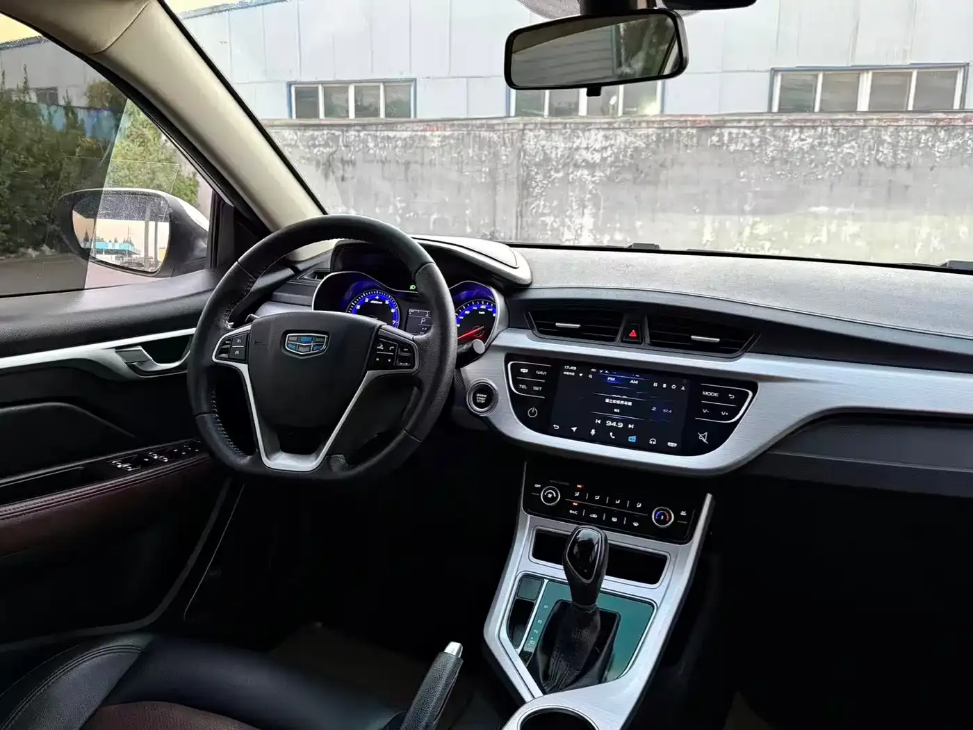 Geely Vision 1.5L Automatic Happiness Edition 2019 — фото 17