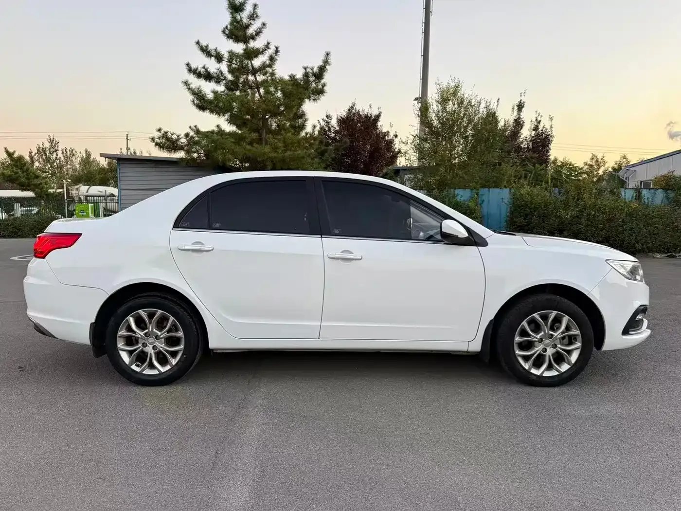 Geely Vision 1.5L Automatic Happiness Edition 2019 — фото 7