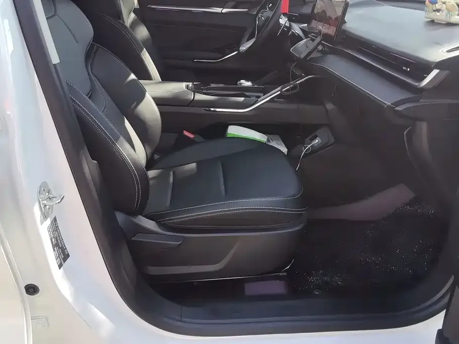 Haval H6 Model 1.5T 2WD Classic Edition 2025 — фото 8
