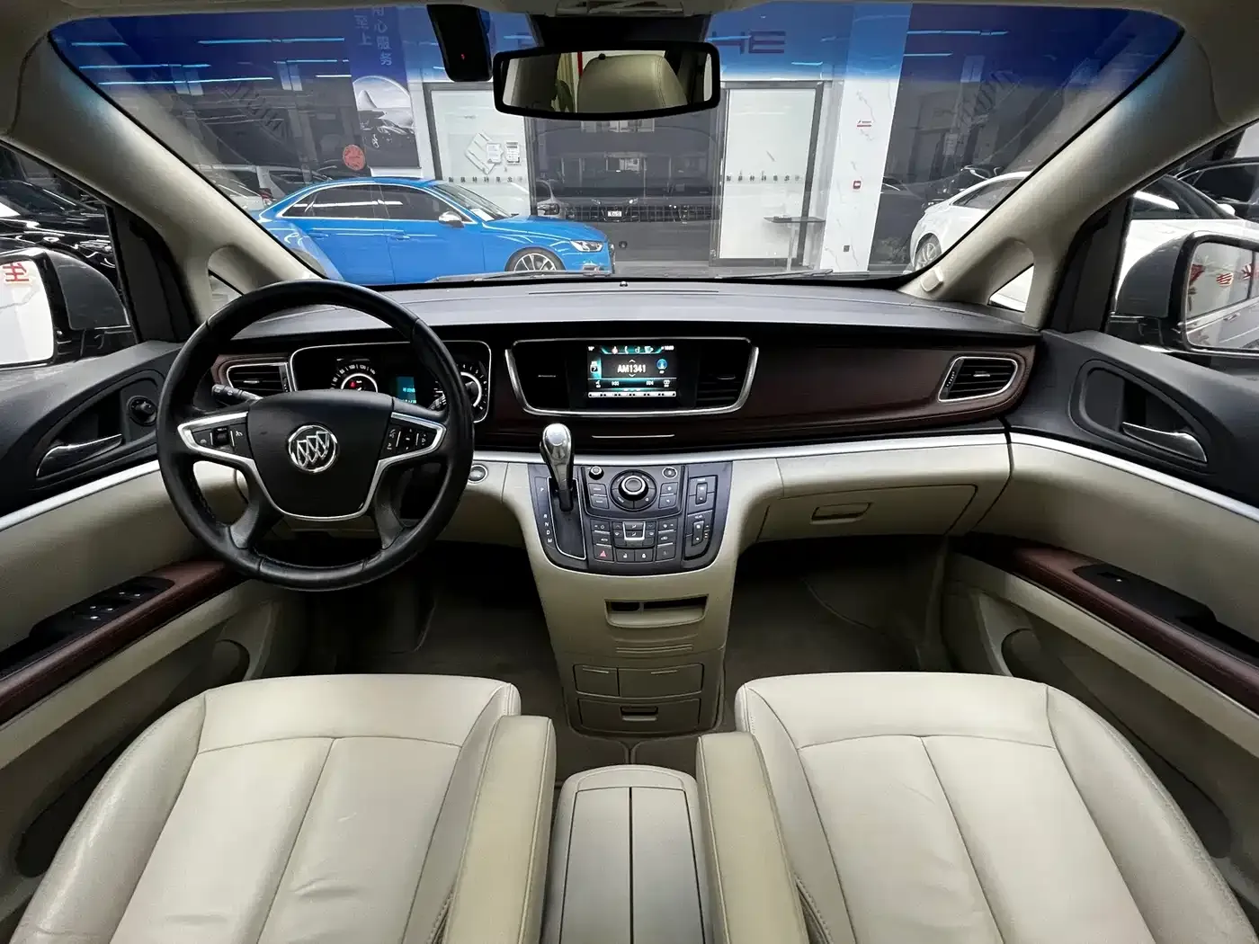 Buick GL8 28T Luxury Model China VI 2019 — фото 21
