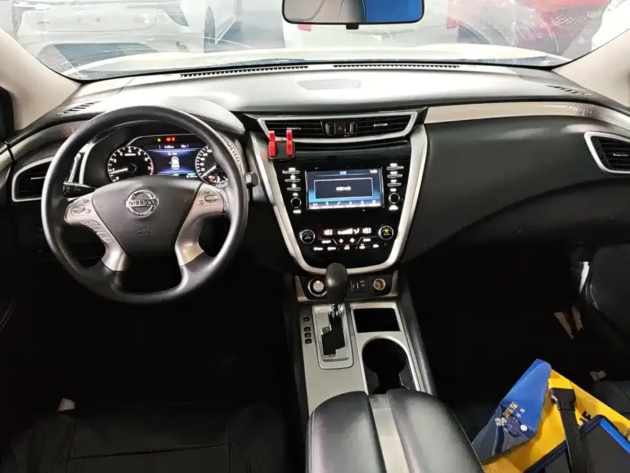 Nissan Murano 2.5L XE 2WD Elite Edition 2023 — фото 12