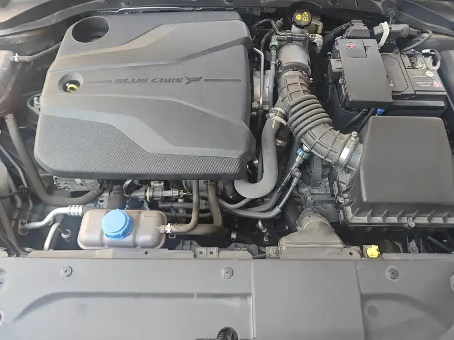 Changan Eado PLUS Blue Whale NE 1.4T GDI DCT High Performance Edition 2024 — фото 10