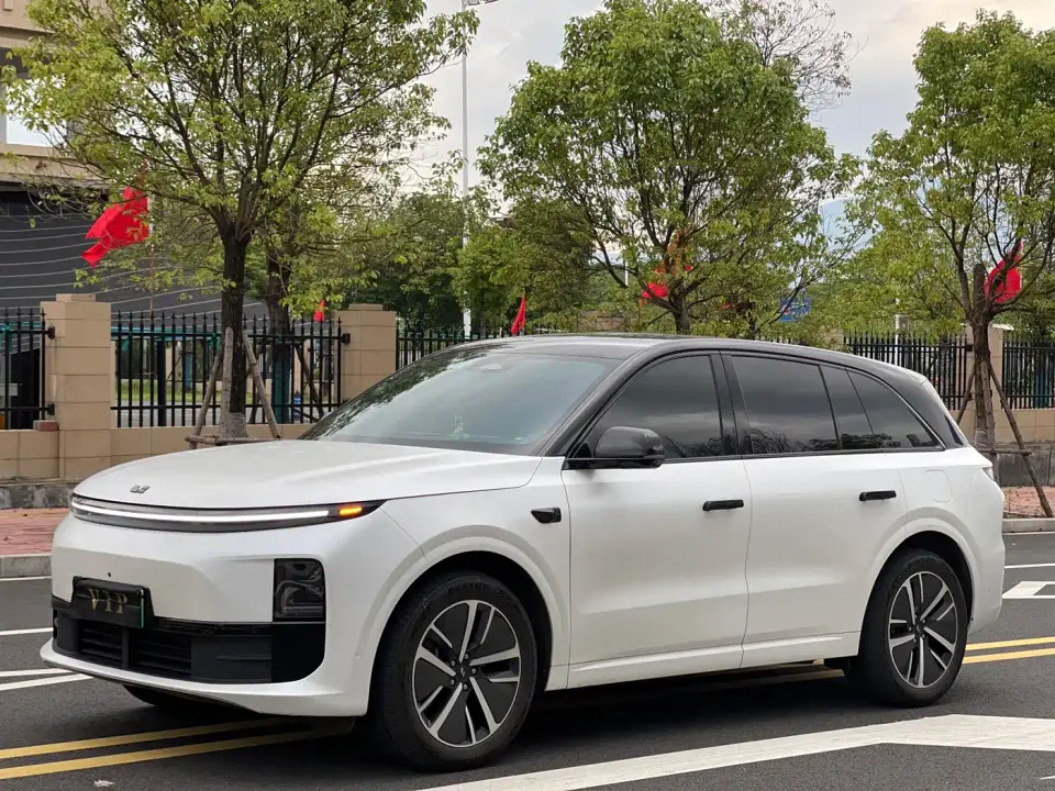 Li Auto L6 Pro 2024
