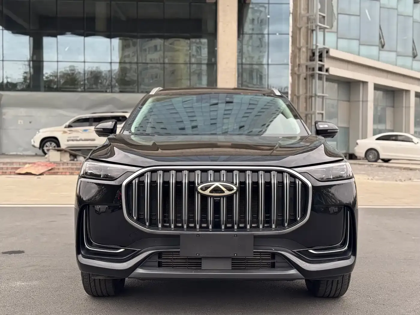 Chery Tiggo 9 2.0T DCT 2WD Leading Edition 5-seater 2023 — фото 2