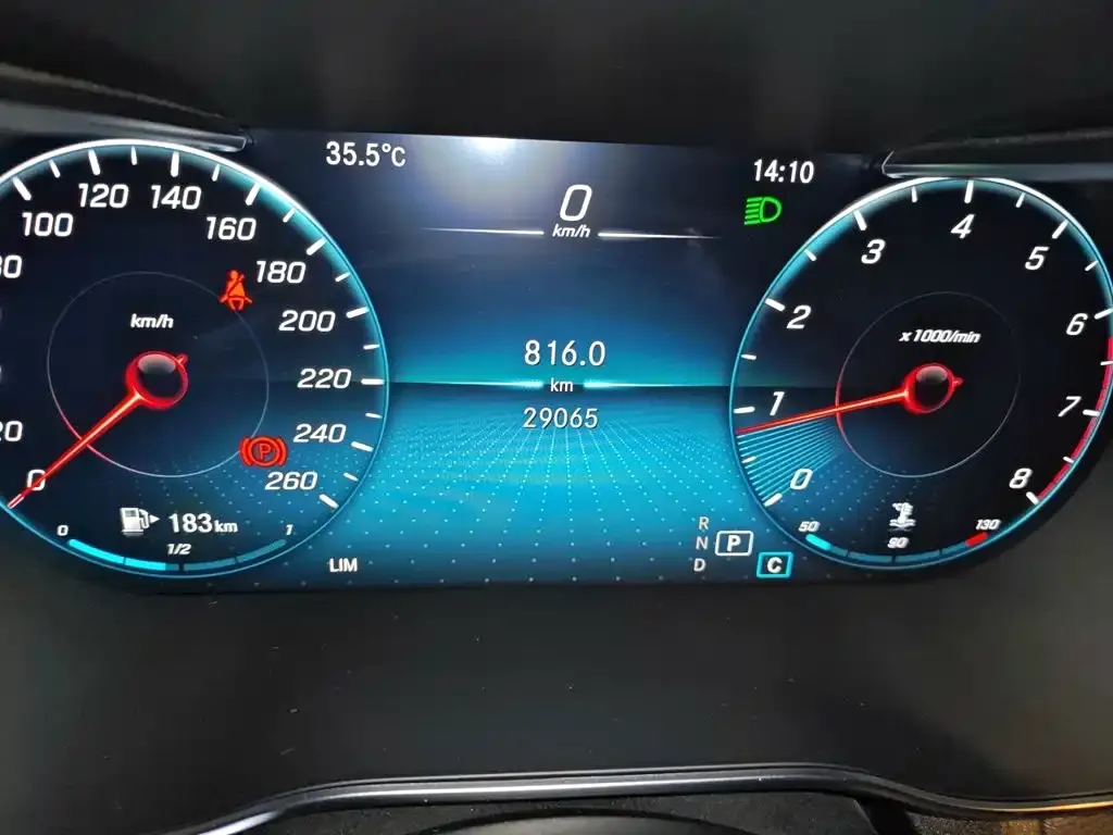 Mercedes-Benz C-Class Facelift C 200 L Fashion Sport Version 2020 — фото 13