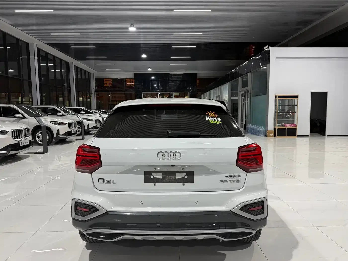 Audi Q2L 35 TFSI Fashion Elegance 2023 — фото 4