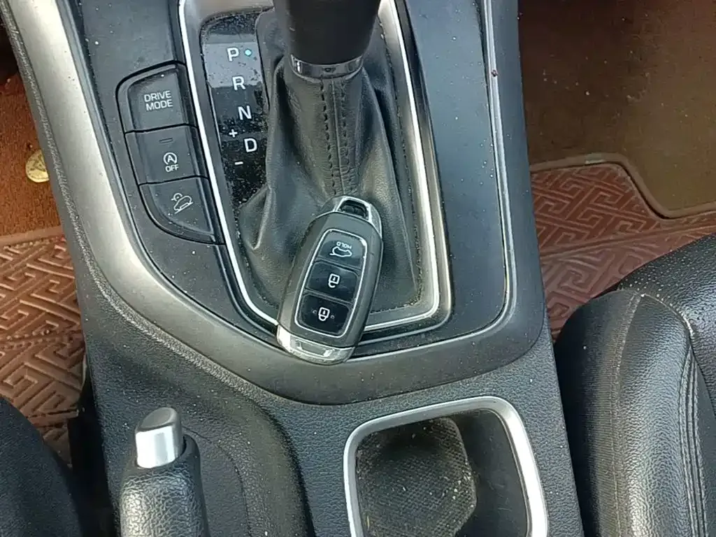 Hyundai Beijing Hyundai ix35 2.0L Automatic 2WD Zhiyong·Enjoy China V 2019 — фото 13
