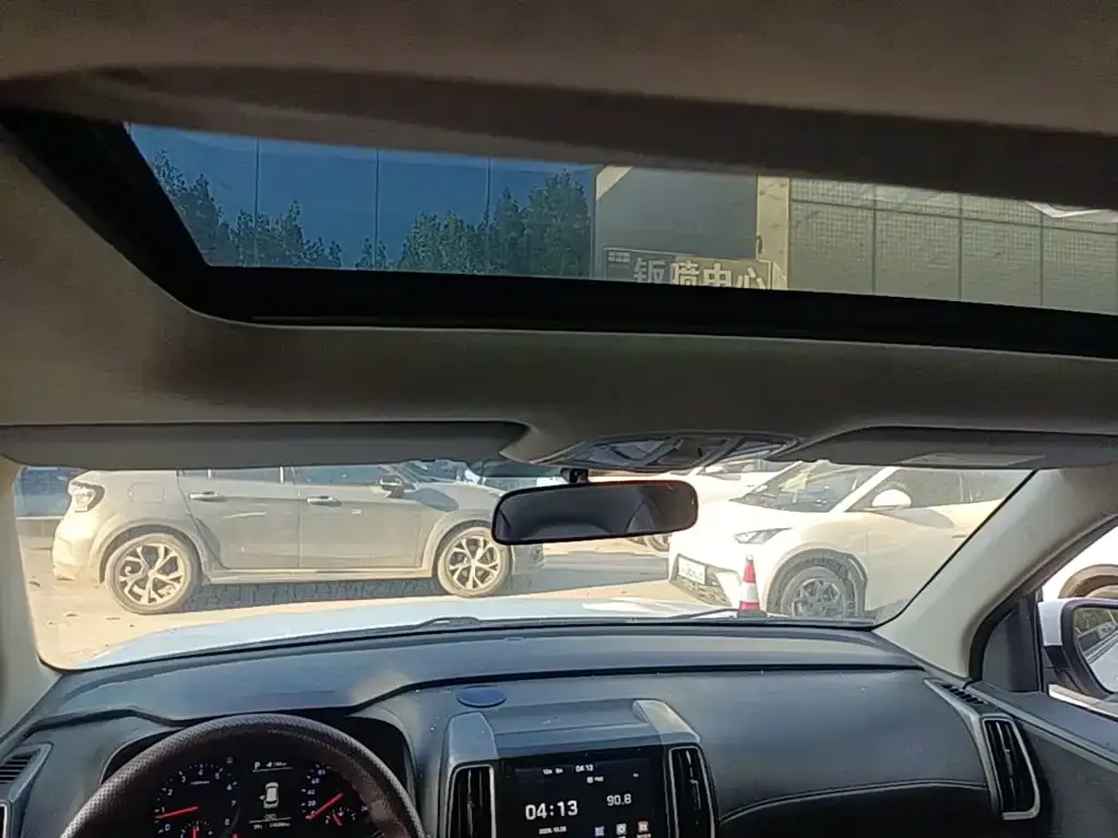 Hyundai Beijing Hyundai ix35 2.0L Automatic 2WD Zhiyong·Enjoy China V 2019 — фото 23