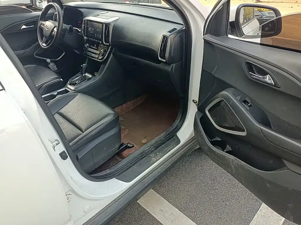 Hyundai Beijing Hyundai ix35 2.0L Automatic 2WD Zhiyong·Enjoy China V 2019 — фото 9