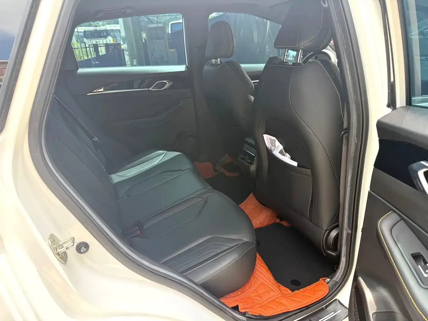 Geely Binyue Bin Yue L 1.5TD DCT Star Diamond 2024 — фото 9