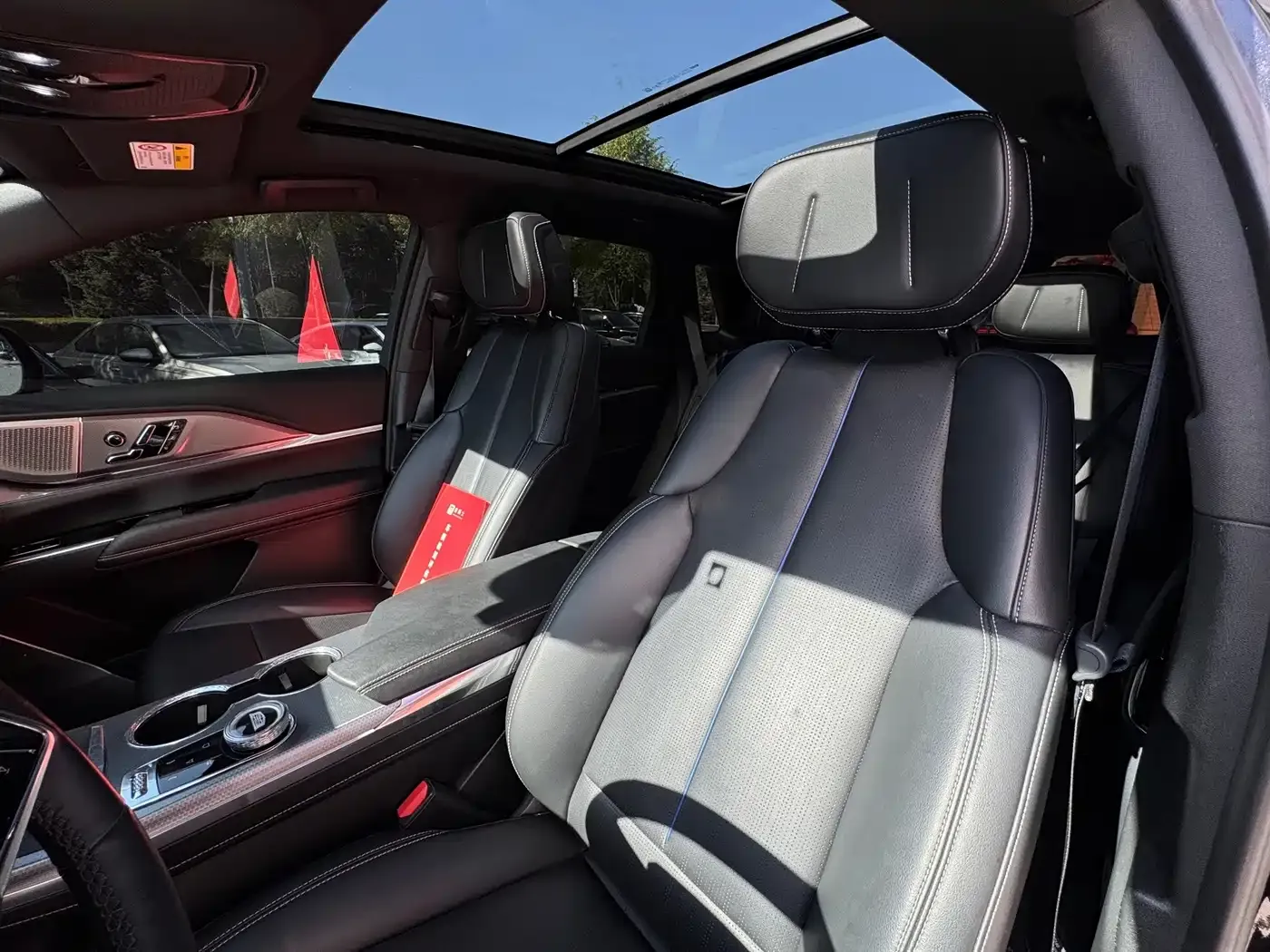 Cadillac XT5 2.0T Premium Model 2025 — фото 8