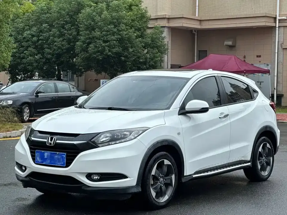 Honda Vezel 1.8L CVT 2WD Pioneer 2019