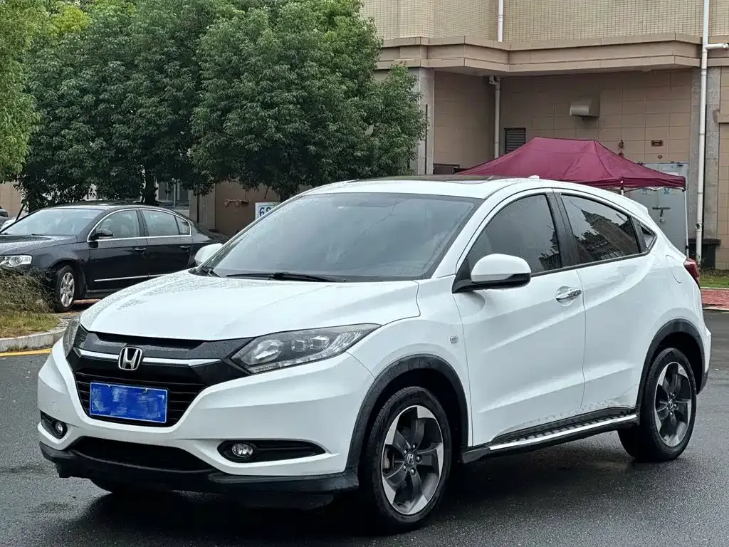 Honda Vezel 1.8L CVT 2WD Pioneer 2019