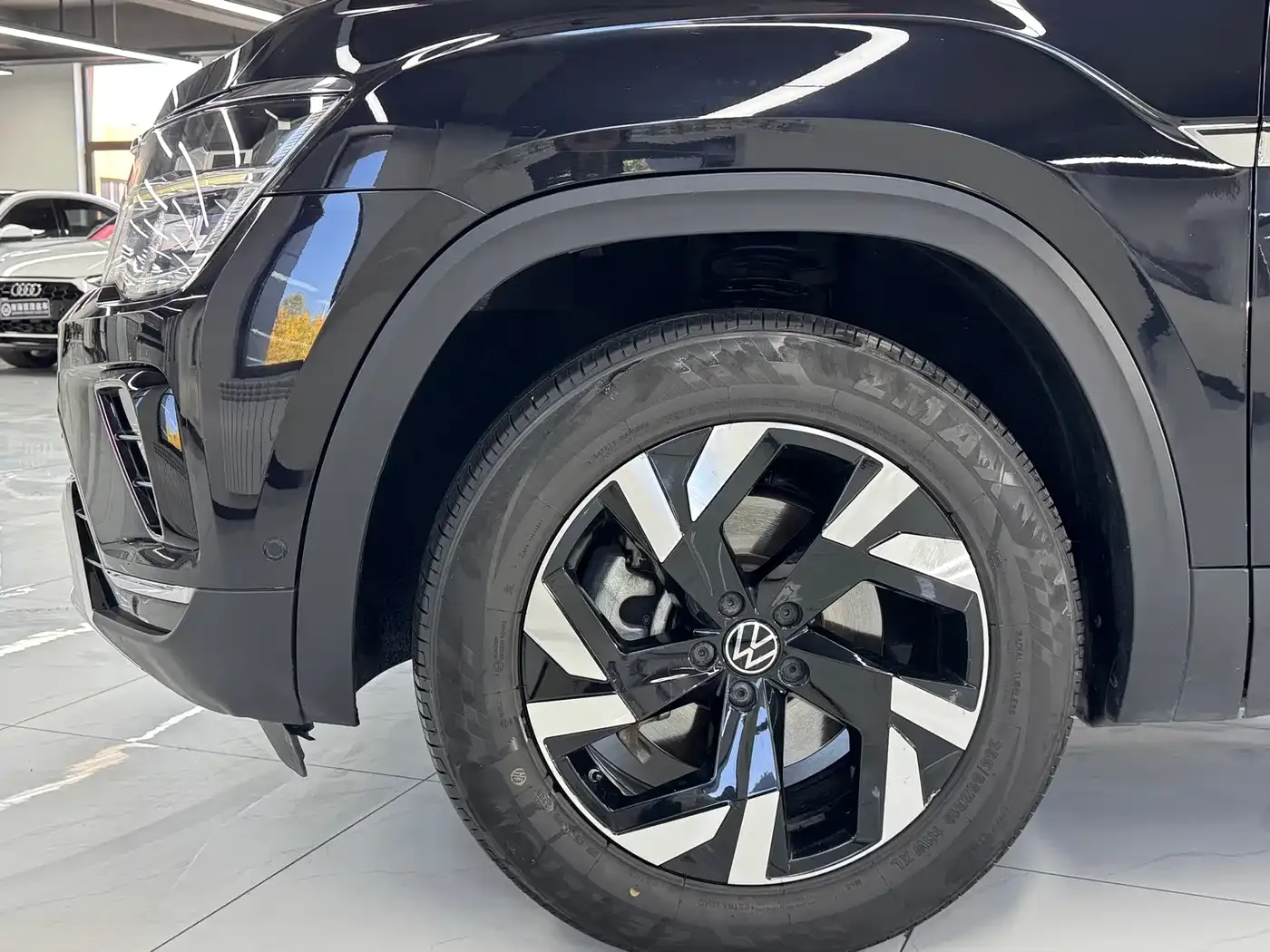 Volkswagen Teramont 380TSI 4WD Premium Luxury Edition 2022 — фото 5
