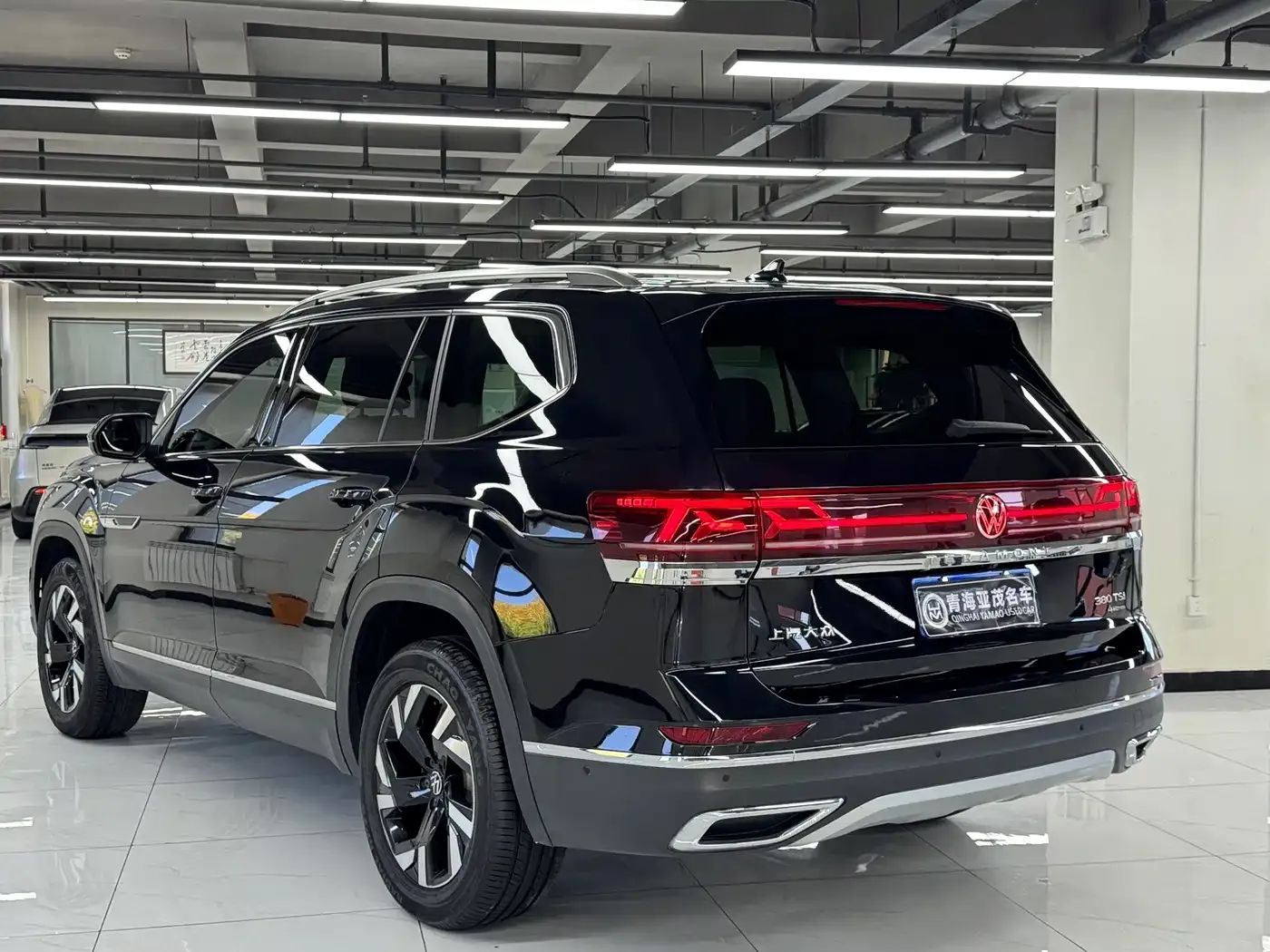 Volkswagen Teramont 380TSI 4WD Premium Luxury Edition 2022 — фото 18