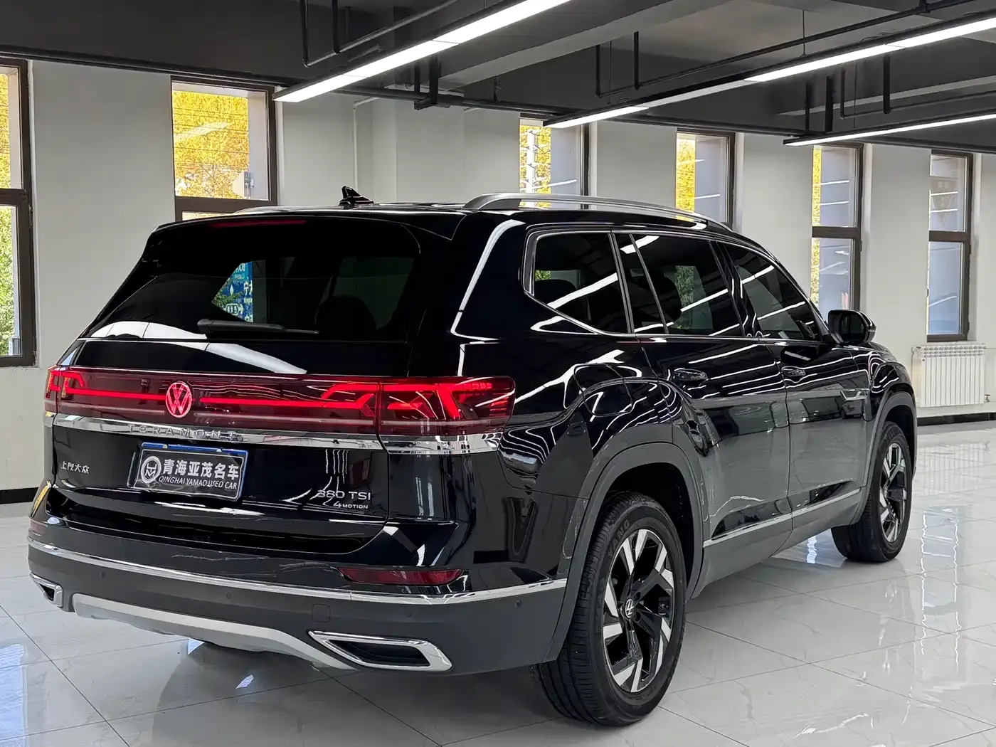 Volkswagen Teramont 380TSI 4WD Premium Luxury Edition 2022 — фото 19