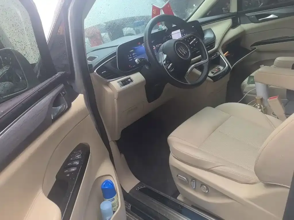 Buick GL8 New Energy Land Honor Premium Edition 7-Seater 2025 — фото 16