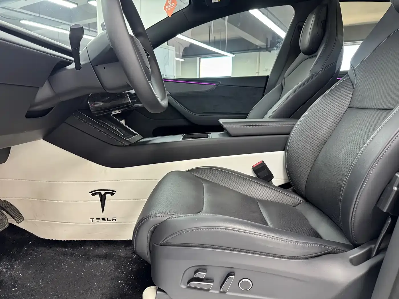 Tesla Model Y L Facelift Long Range AWD 2026 — фото 5