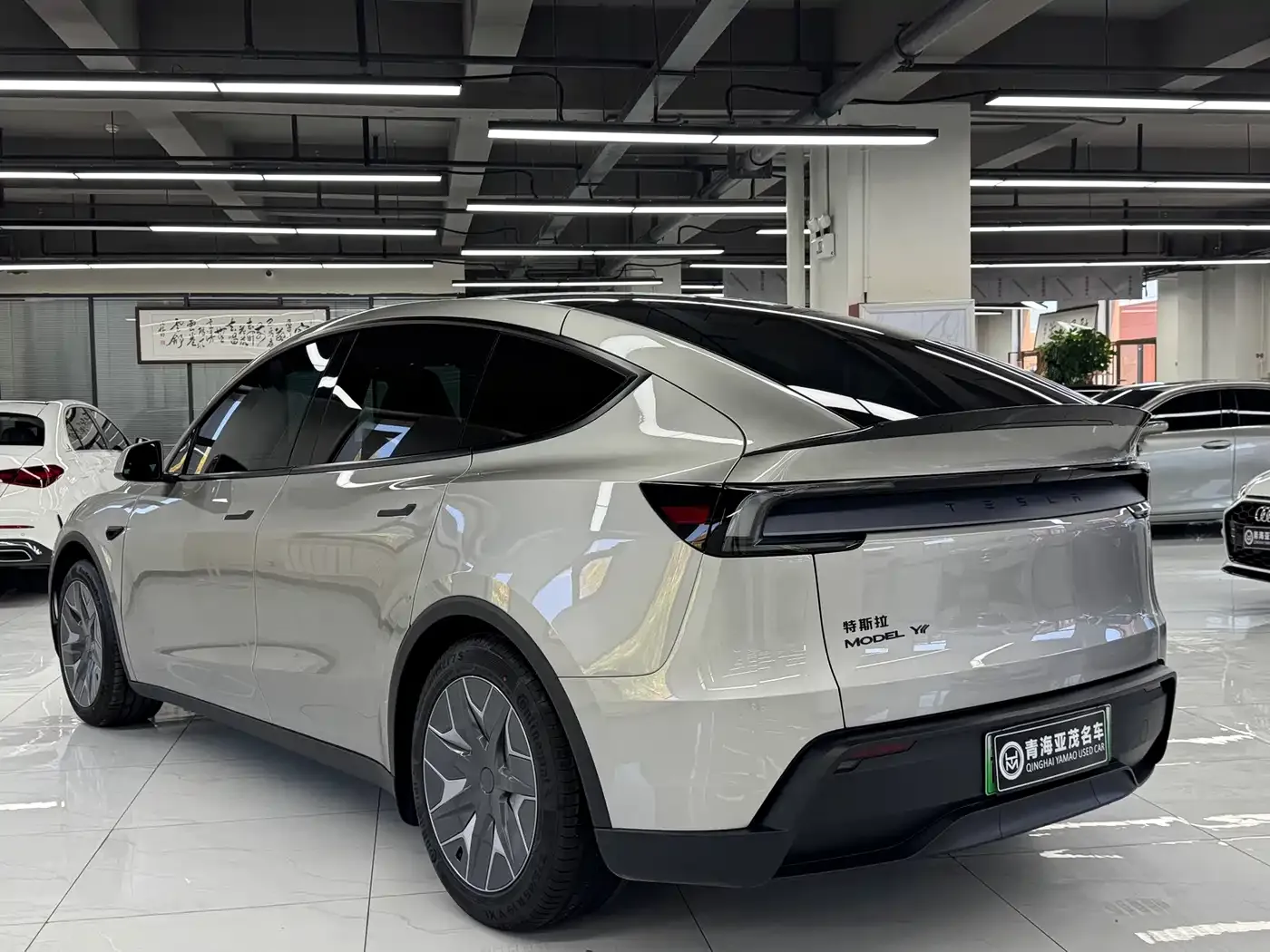 Tesla Model Y L Facelift Long Range AWD 2026 — фото 14