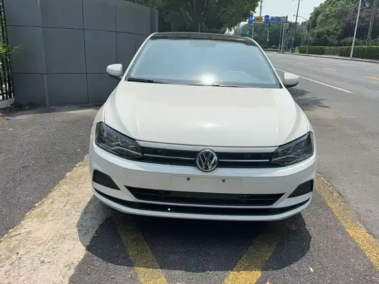 Volkswagen Polo Plus 1.5L Automatic Colorful Tech Edition 2019