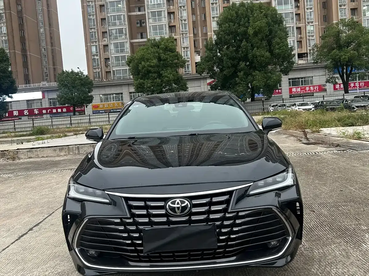 Toyota Avalon 2.0L Progressive Edition 2023 — фото 2