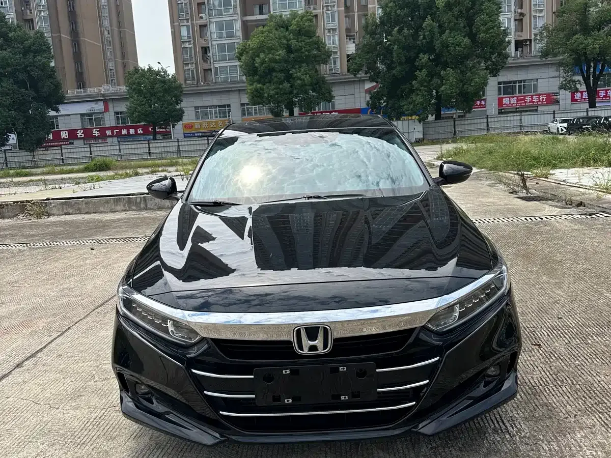 Honda Accord 260TURBO Phantom Night Flagship 2021 — фото 2