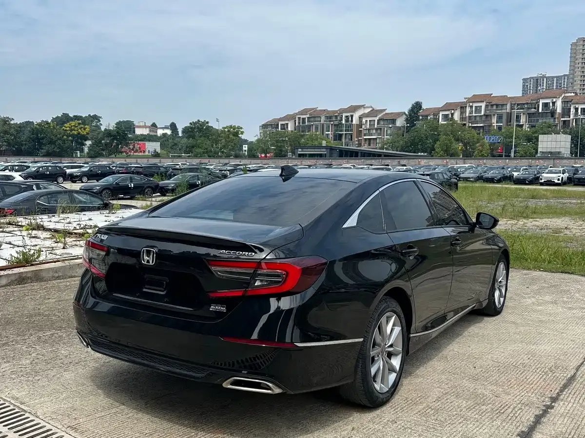 Honda Accord 260TURBO Phantom Night Flagship 2021 — фото 9