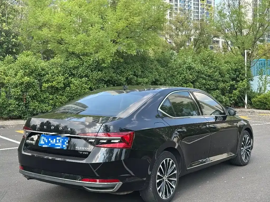Skoda Superb Facelift TSI330 DSG Comfort 2020 — фото 9