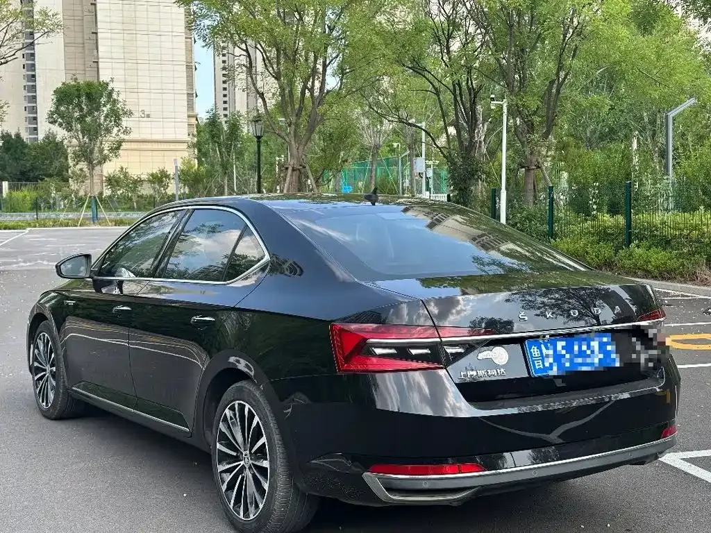 Skoda Superb Facelift TSI330 DSG Comfort 2020 — фото 7