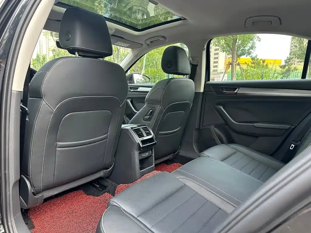 Skoda Superb Facelift TSI330 DSG Comfort 2020 — фото 5