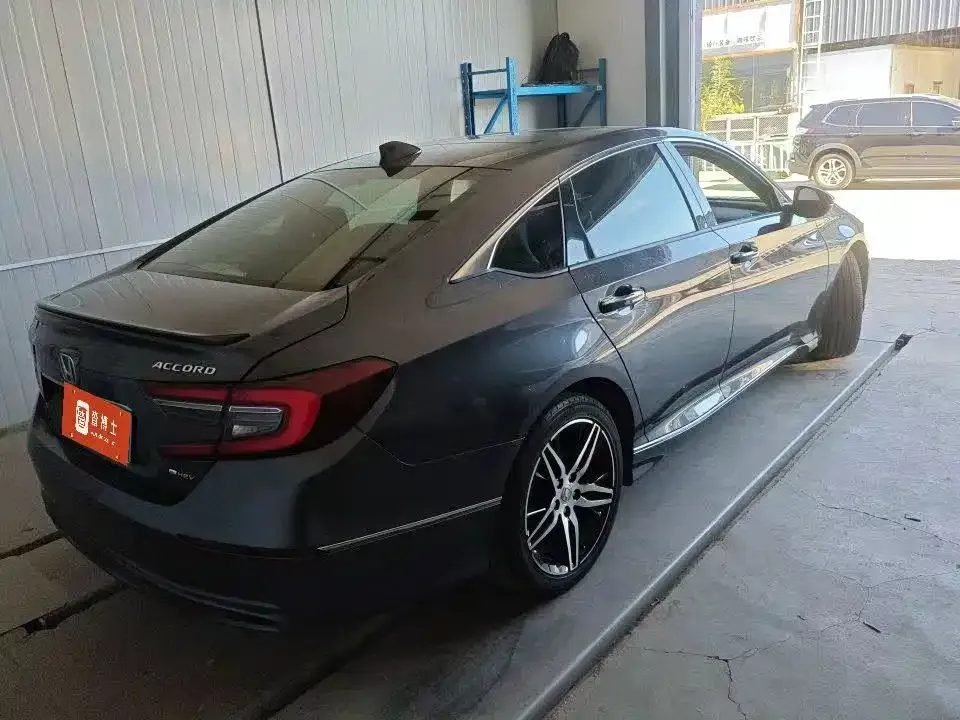 Honda Accord Sharp Hybrid 2.0L Phantom Night Sharp Intelligence 2021 — фото 4