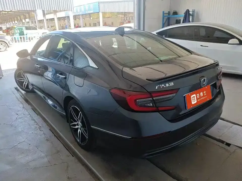 Honda Accord Sharp Hybrid 2.0L Phantom Night Sharp Intelligence 2021 — фото 6