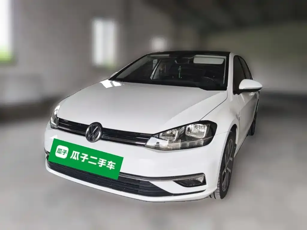 Volkswagen Golf Beloved Edition 280TSI DSG Luxury 2020 — фото 2