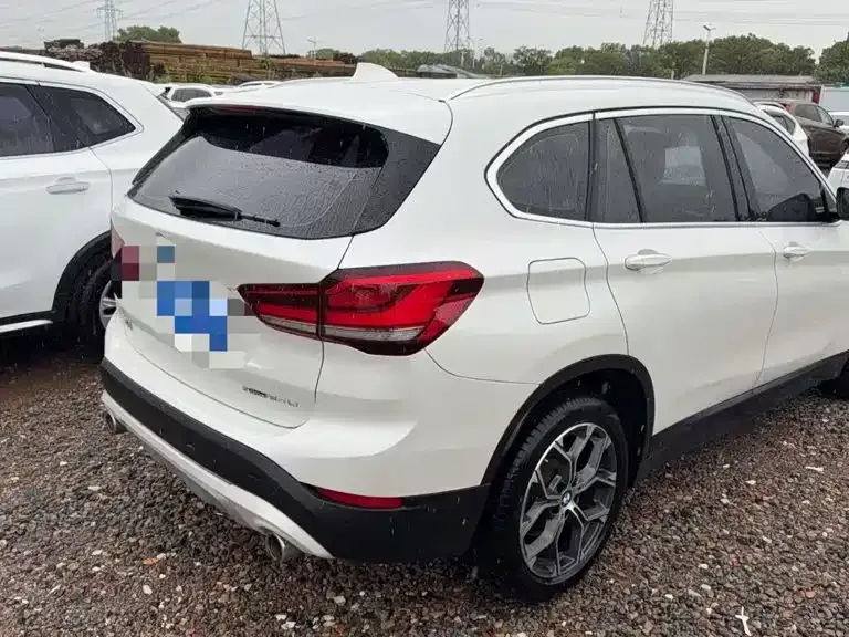 BMW X1 sDrive20Li Fashion 2022 — фото 5