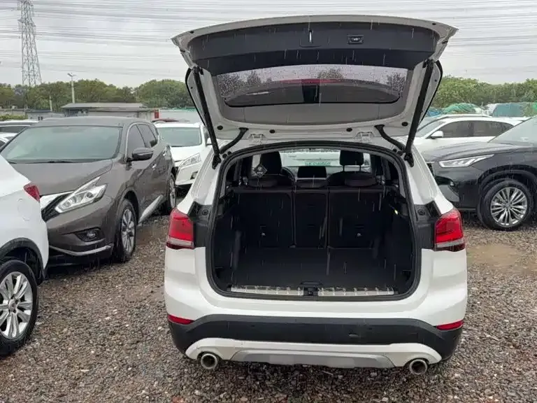BMW X1 sDrive20Li Fashion 2022 — фото 3