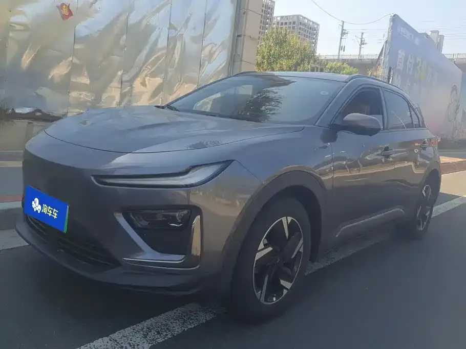 Neta Nezha X Model 400 2024