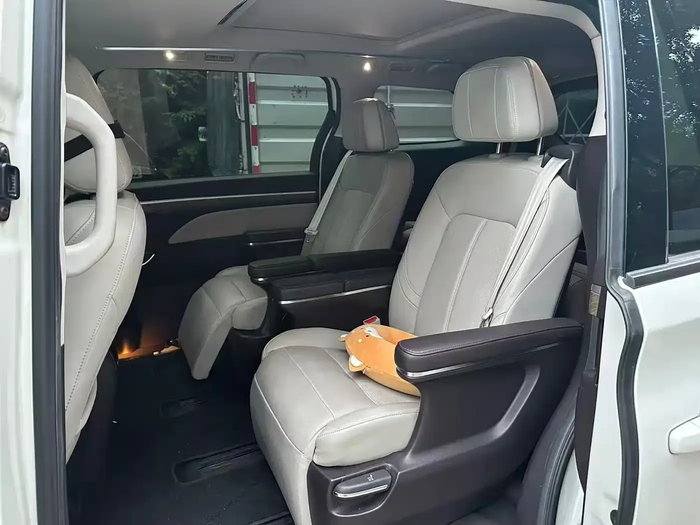 GAC Trumpchi M8 Master Series 390T Prestige Edition 2021 — фото 5