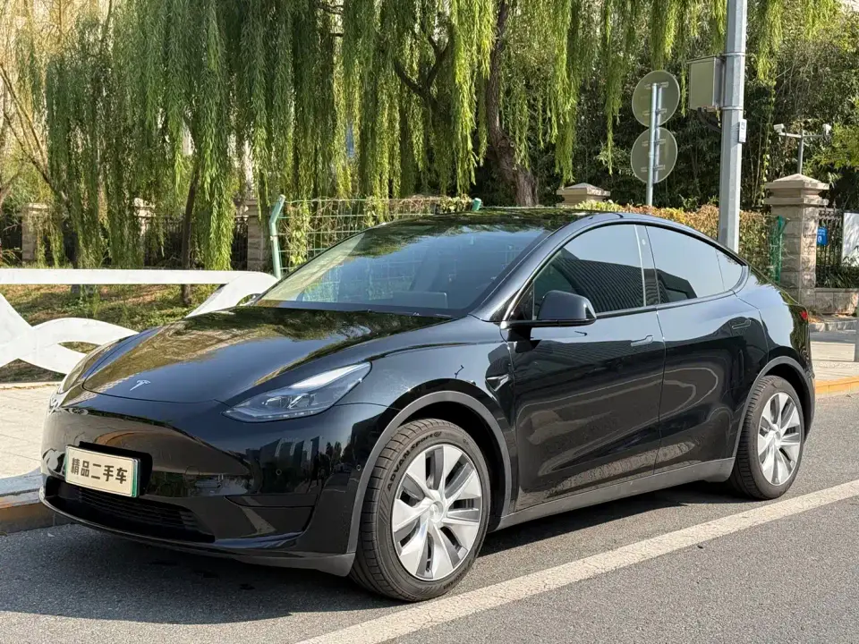 Tesla Model Y Facelift Rear-Wheel Drive Version 2022