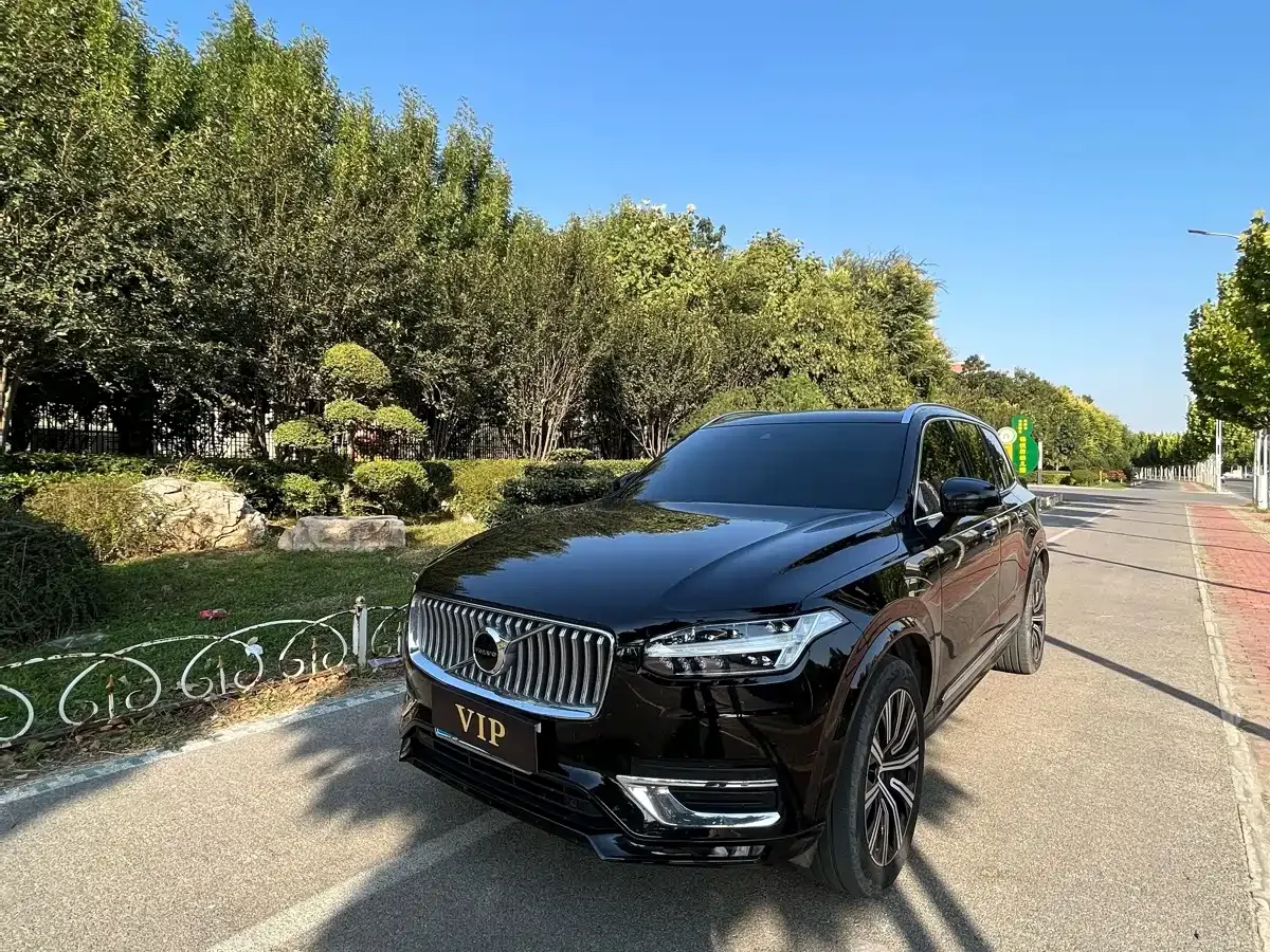 Volvo XC90 B5 Smart Drive Luxury 7-seater 2022 — фото 2