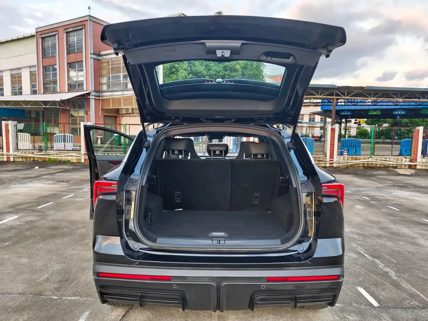Jetour Dasheng 1.6T DCT King PLUS 2022 — фото 20